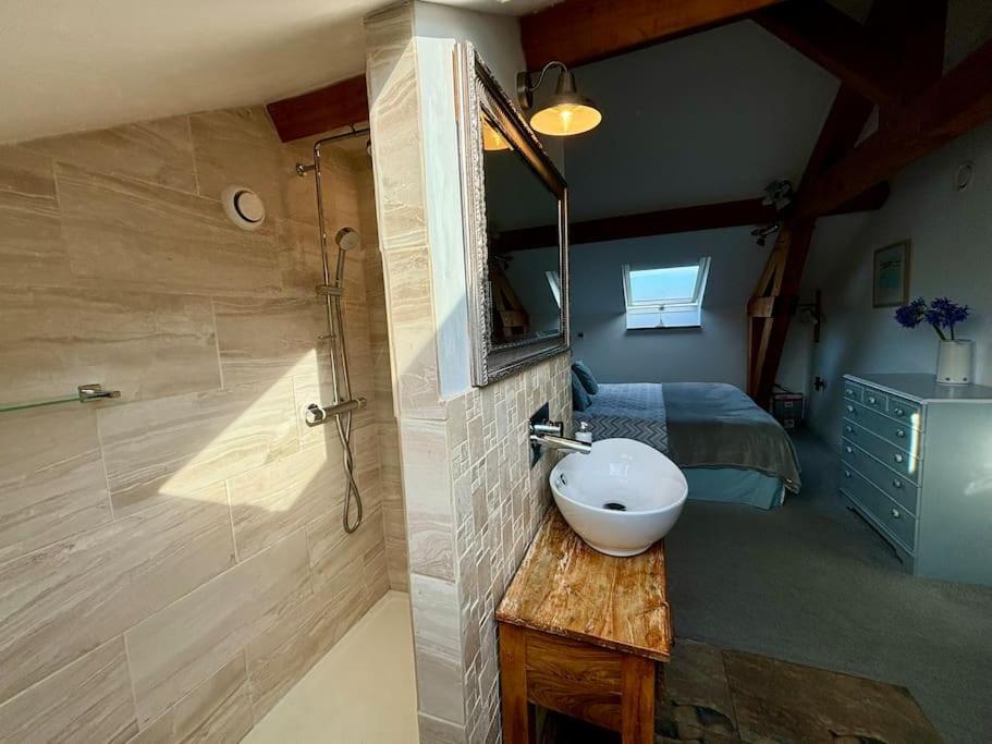Little Bream - Pretty Cosy Cottage, Sea Views, Walk To The Beach Mawnan Smith Екстериор снимка